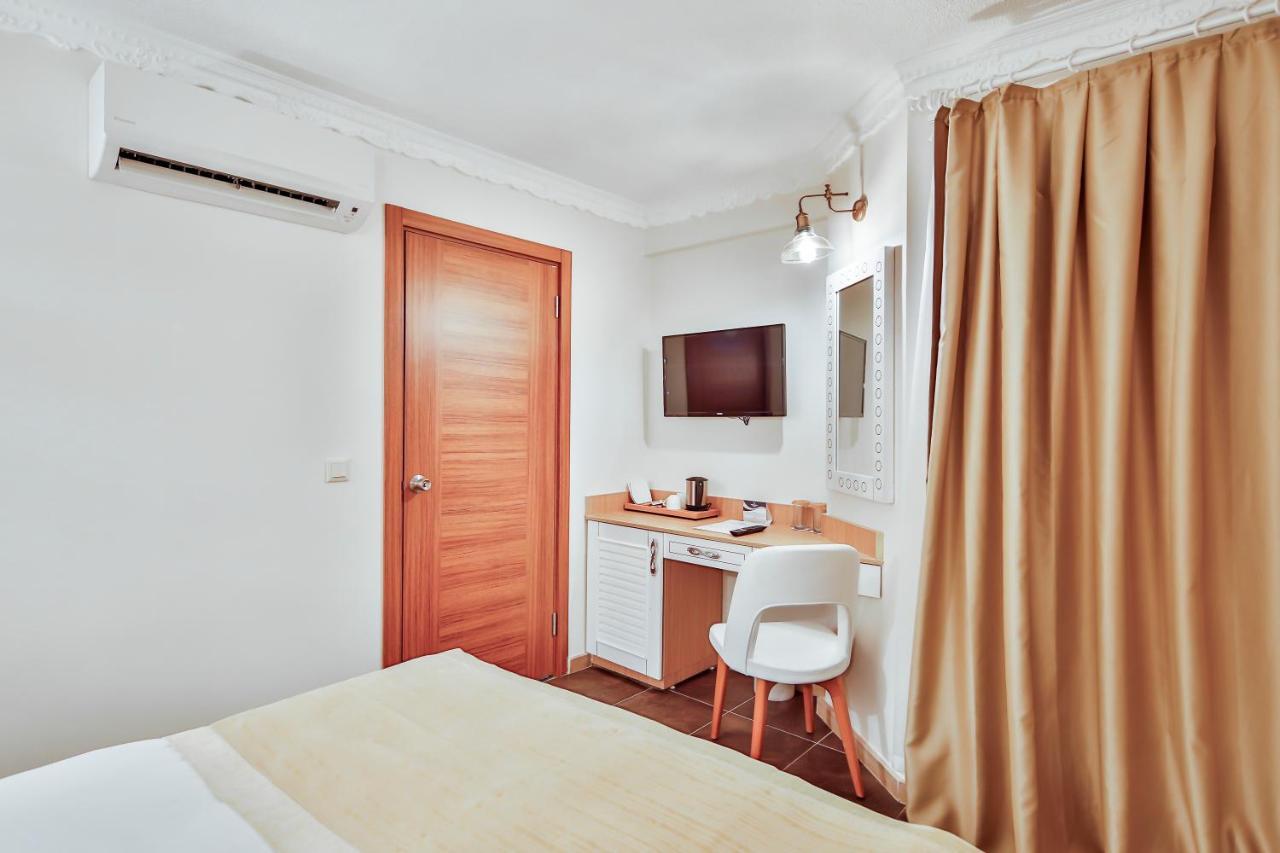 Standard Double Room,977634274:JPEG